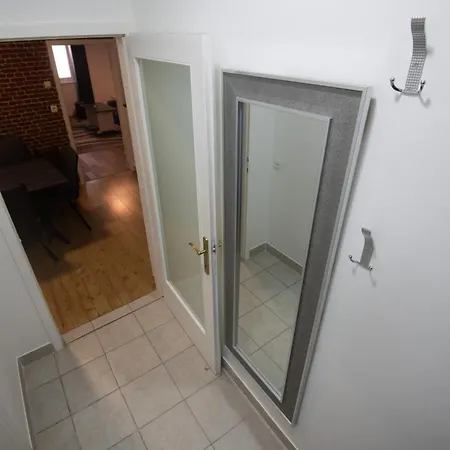 Apartament Maria Q. Cantoni *