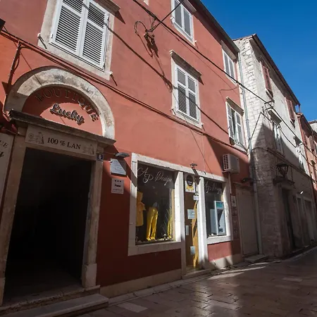 Apartament Maria Q. Cantoni