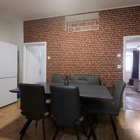 Maria Q. Cantoni Zara