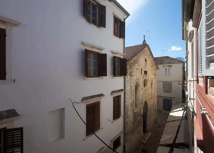 Apartman Maria Q. Cantoni *